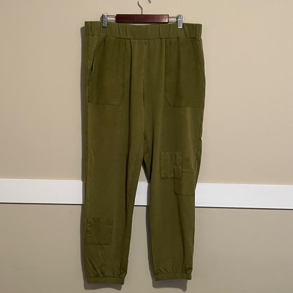 Logo Life Lori Goldstein Sweatpants